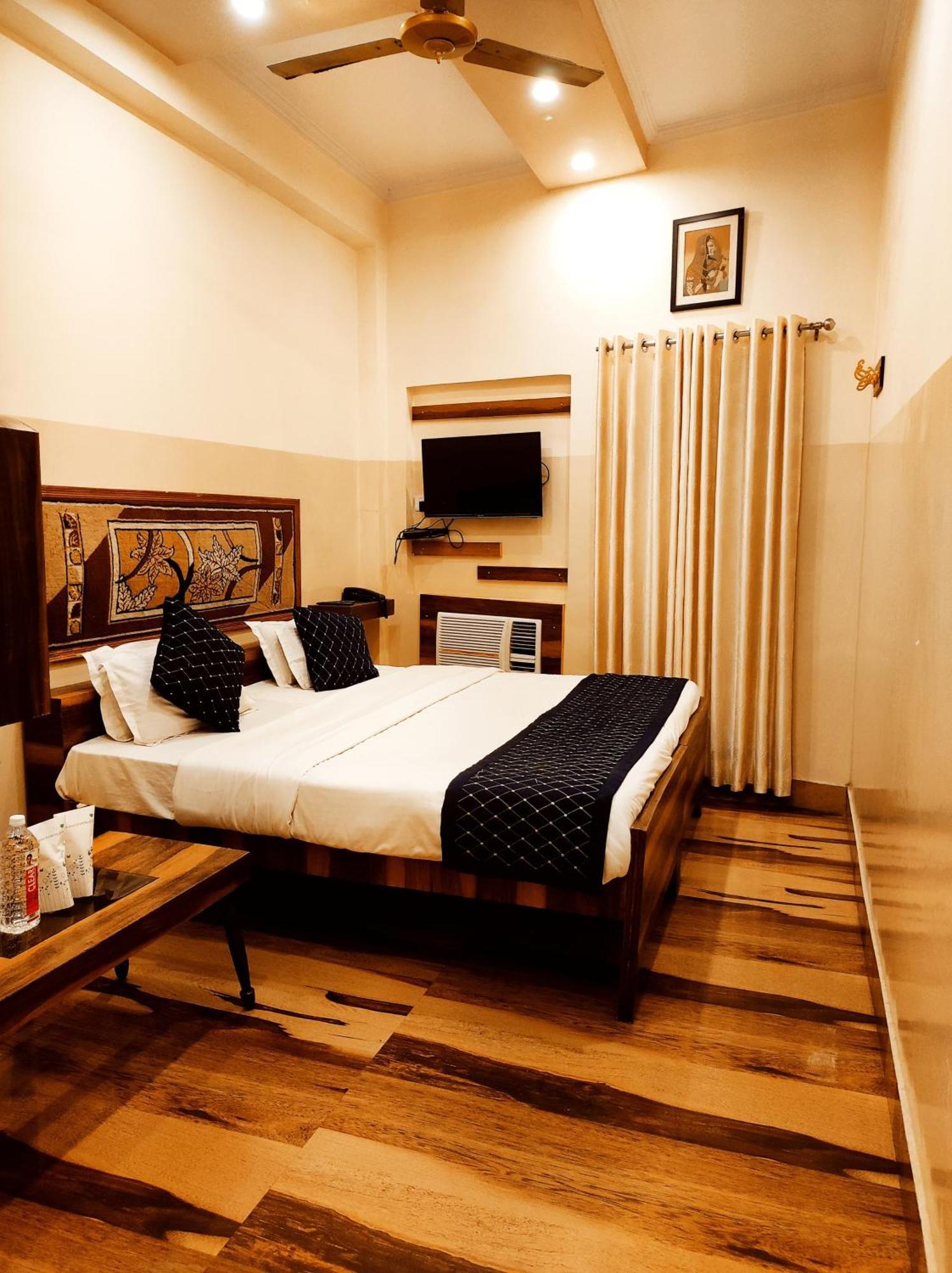 Hotel Bhagyashree